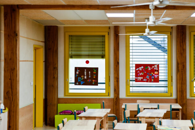 Architecture régénérative Rosny - École Simone Veil — Une salle de classe // Alexis Desplats / Topophile