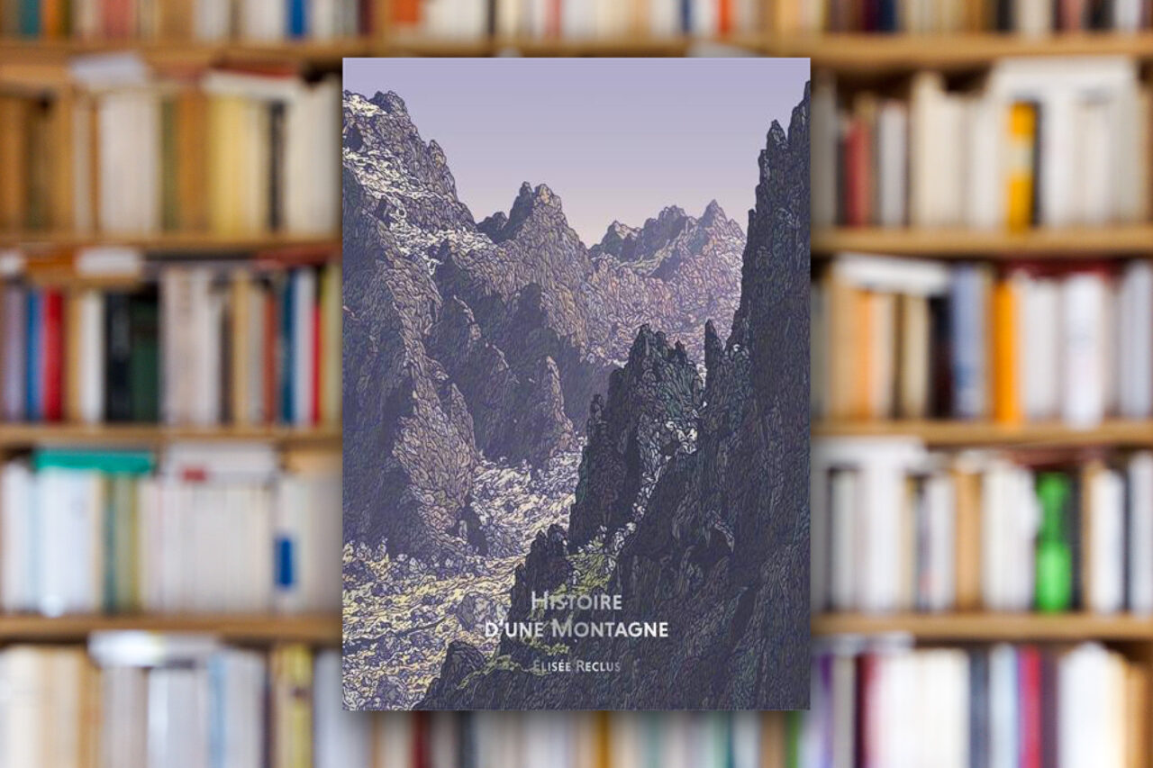 Papier Peint Panoramique - Chaîne De Montagnes Dans L'ombre Douce Du Matin - Chaîne De Montagnes Dans L'ombre Douce Du Matin