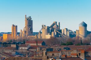 Affaire Lafarge en Syrie : procès exceptionnel, désastre quotidien. Où en sommes nous de nos liens avec les bétonneurs ?