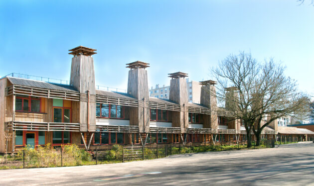 La façade sud avec tours à vent et brise-soleil // Ville de Rosny-sous-Bois / Topophile